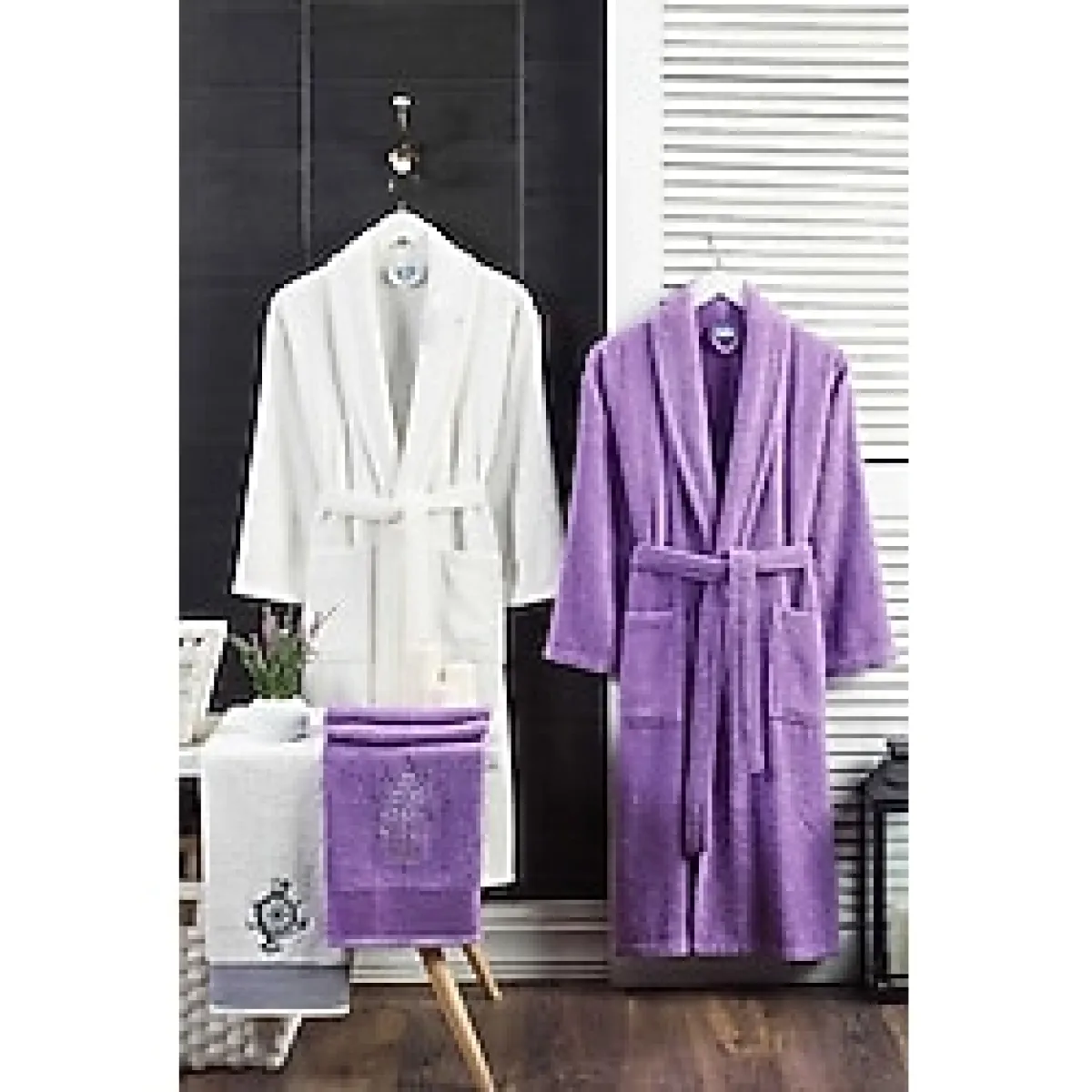 4 Parça Aile Bornoz Seti Kadın Erkek Havlulu Bornoz Takımı Beyaz Lavanta