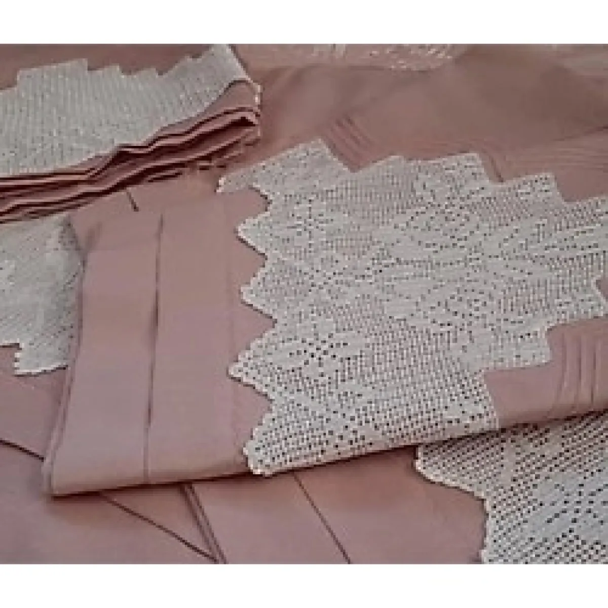 bursa çeyiz El Işi Dantelli Çift Kişilik Pike Takımı -