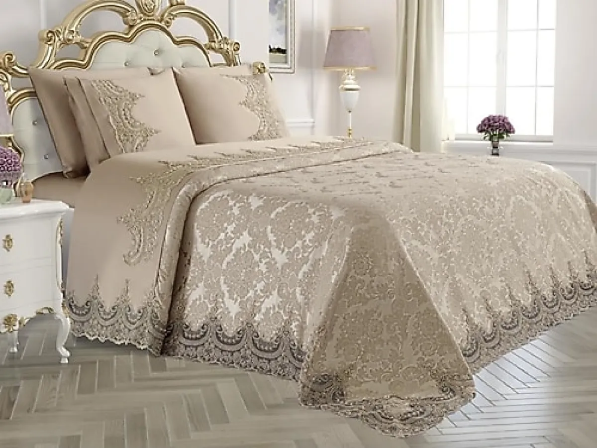 Çeyiz Diyarı Arus Fransız Güpürlü 7 Parça Gelin Seti