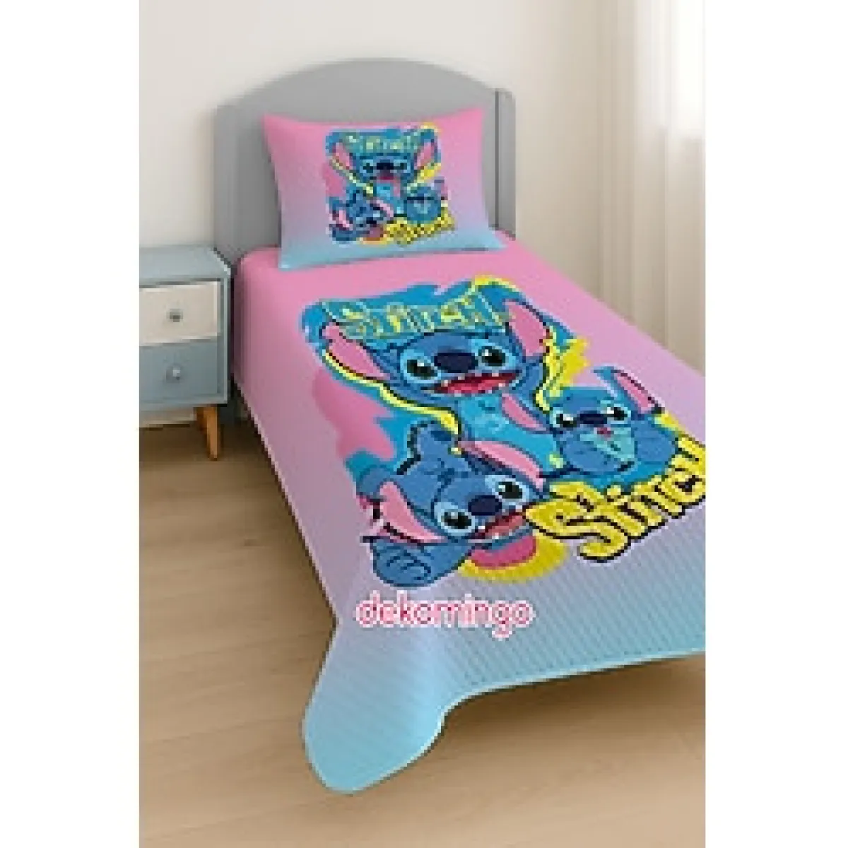 dekomingo Stc Karakter Desenli Pembe Mavi Geçişli Çocuk Kapitone Pike Takımı 155x220 cm Tek Kişilik