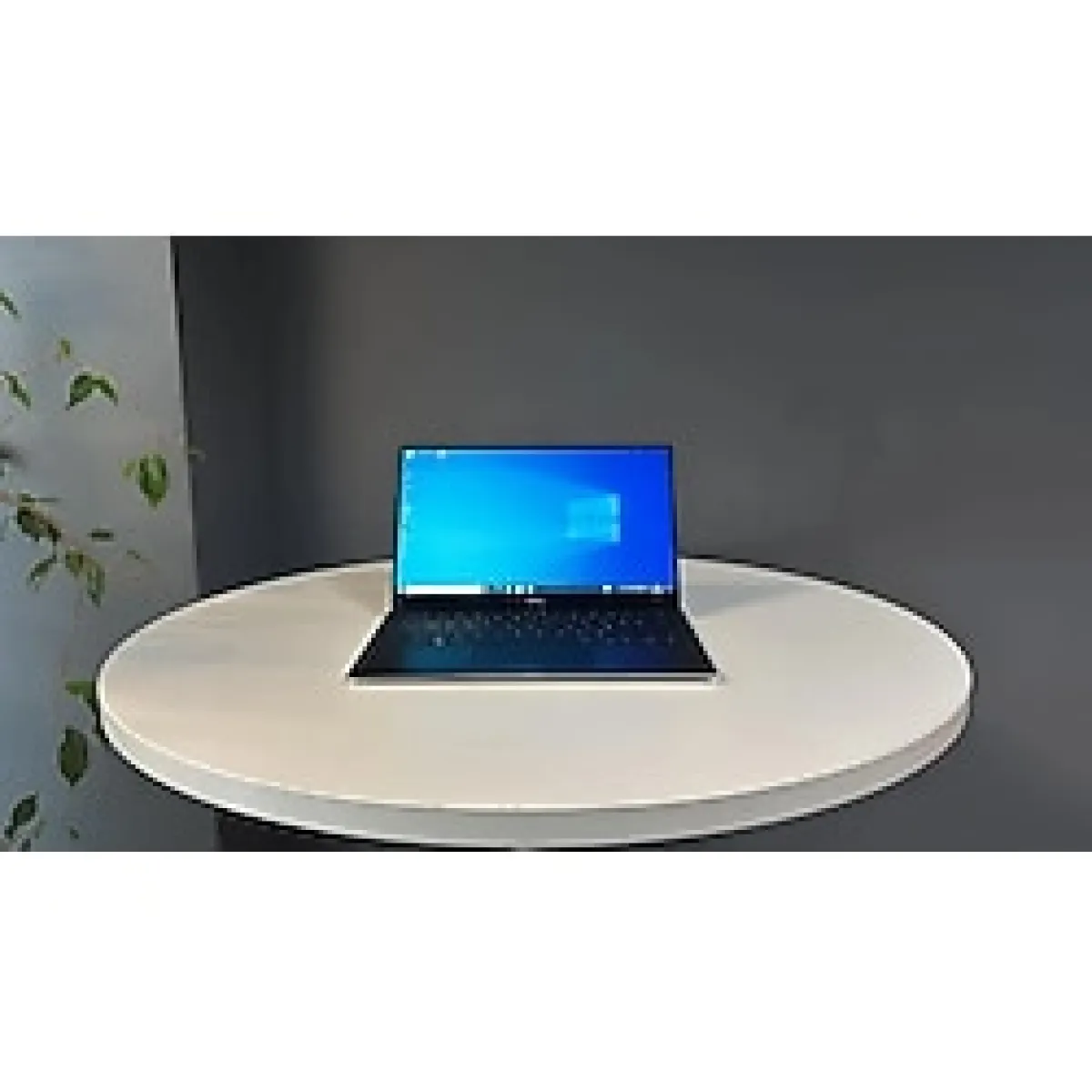 Dell Xps 13-9360 Notebook İ7 8550U 16Gb Lpddr3 512Gb M2 Ssd 13.3"Qhd+ Dokunmatik BX Kalite 2.EL - Garantili - Orijinal ambalajında