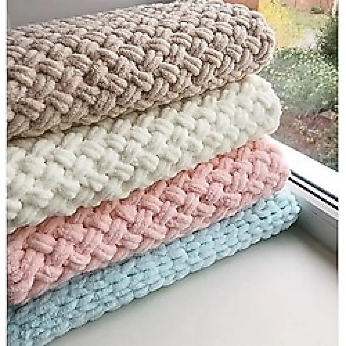 DRK Alize Puffy Battaniye - 80 CM X 80 CM - Renkli