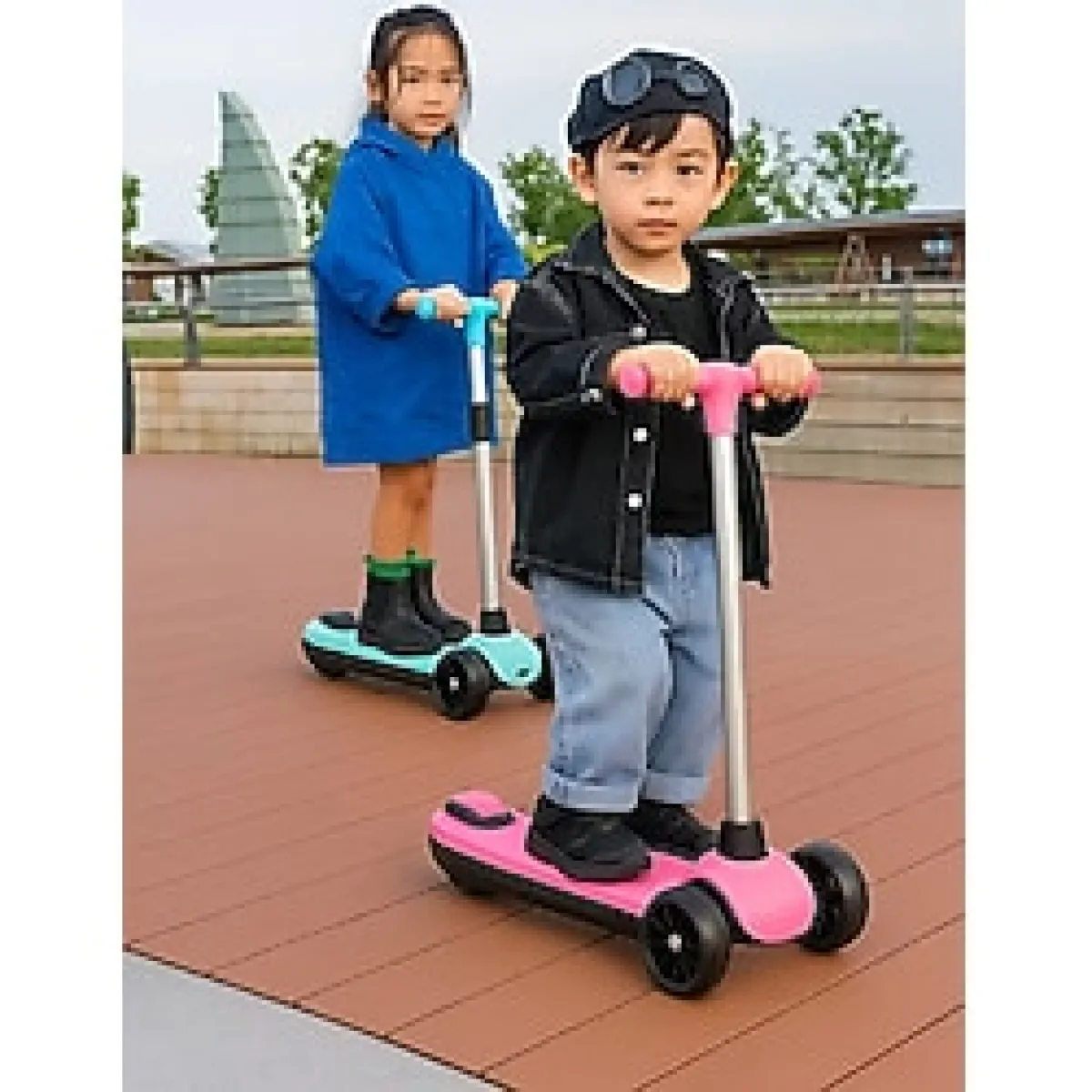 Elektrikli 3 Tekerlekli Çocuk Scooter Pembe