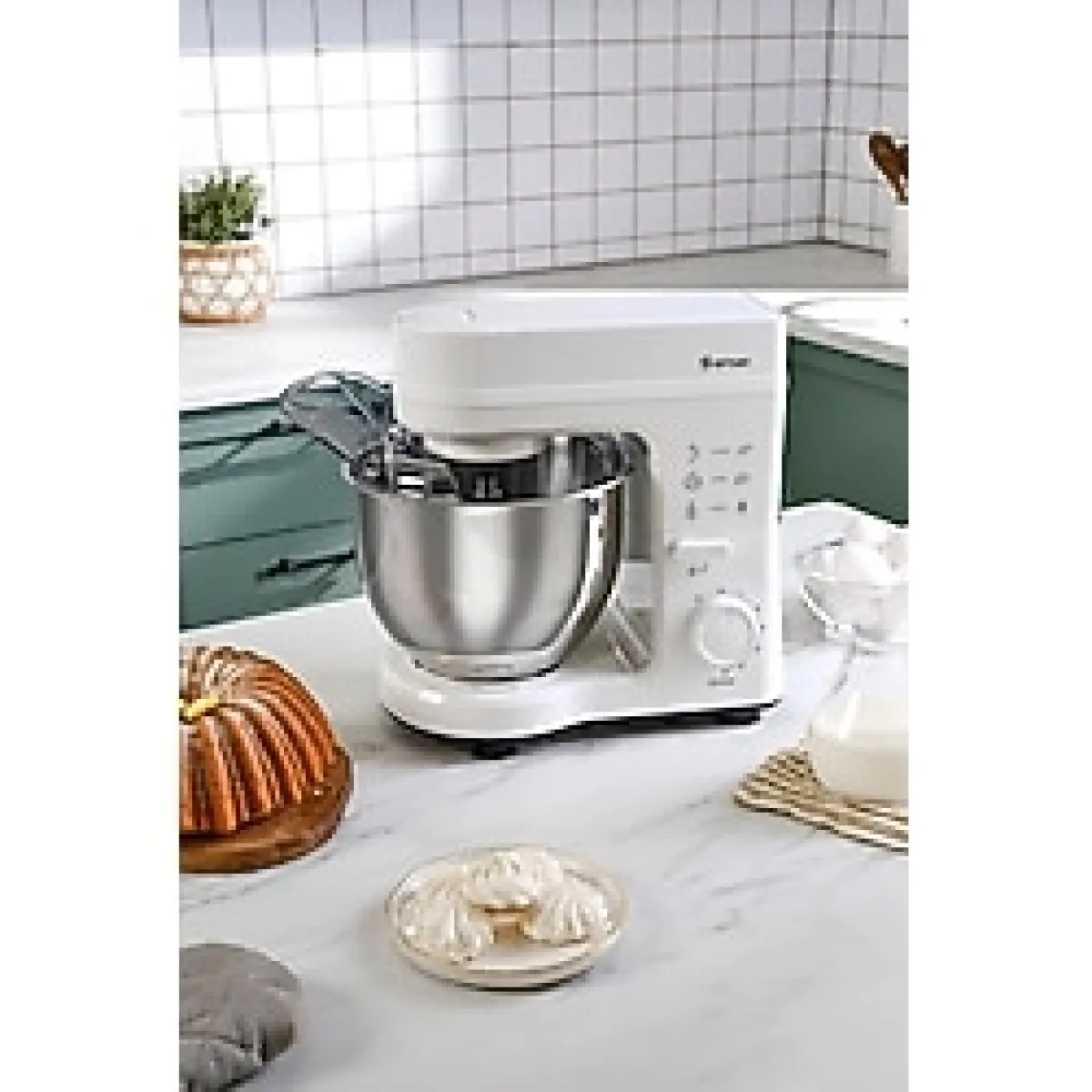 Emsan Profesyonel Döküm Uçlu Stand Mikser 1500 Watt Güçlü Hamur Karıştırıcı 5l Hazne Asansörlü Kafa Kaymaz Tabanlı Sıçratma Korumalı - Beyaz