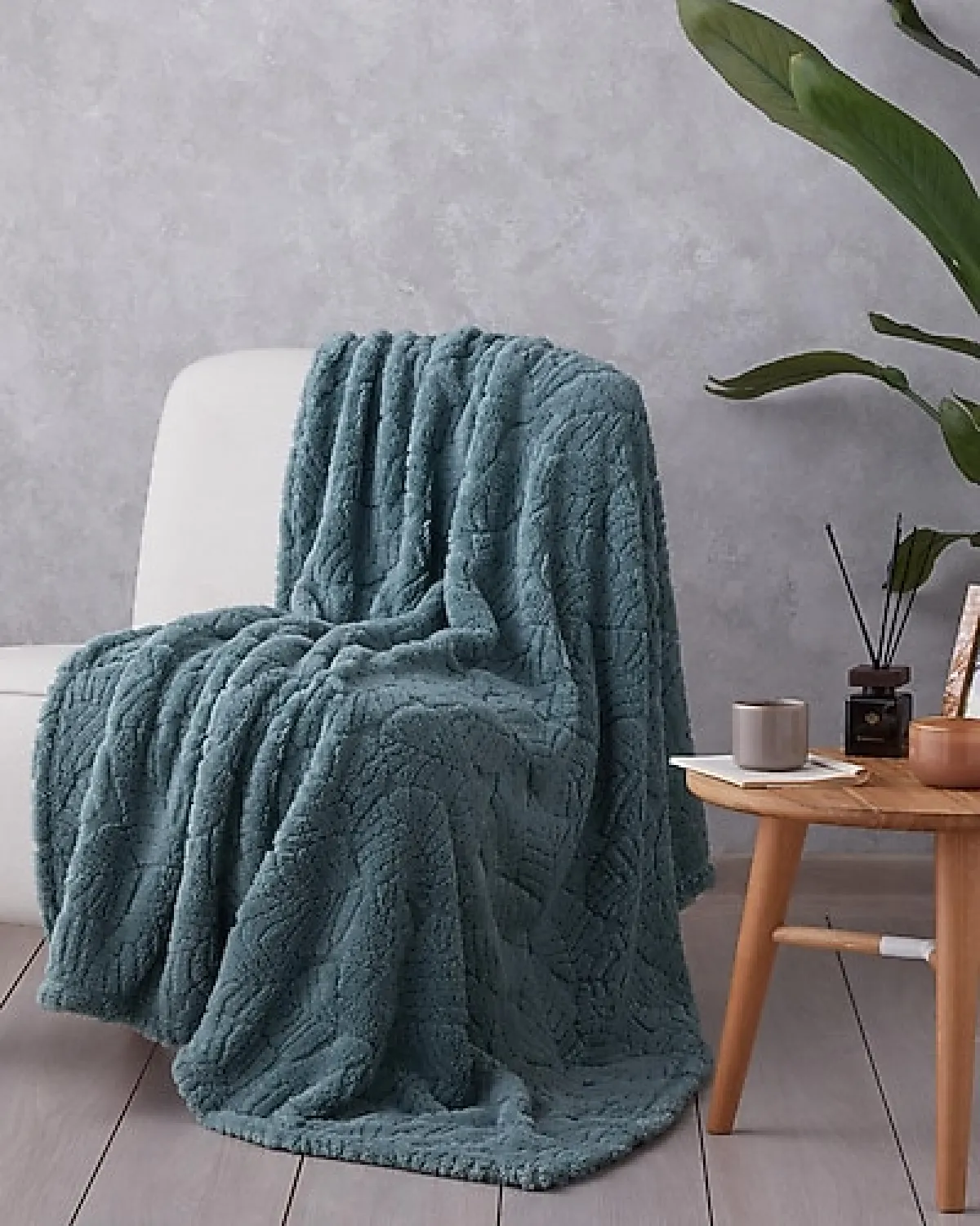 English Home Leafy Garden Adaçayı 120x160 cm TV Battaniyesi