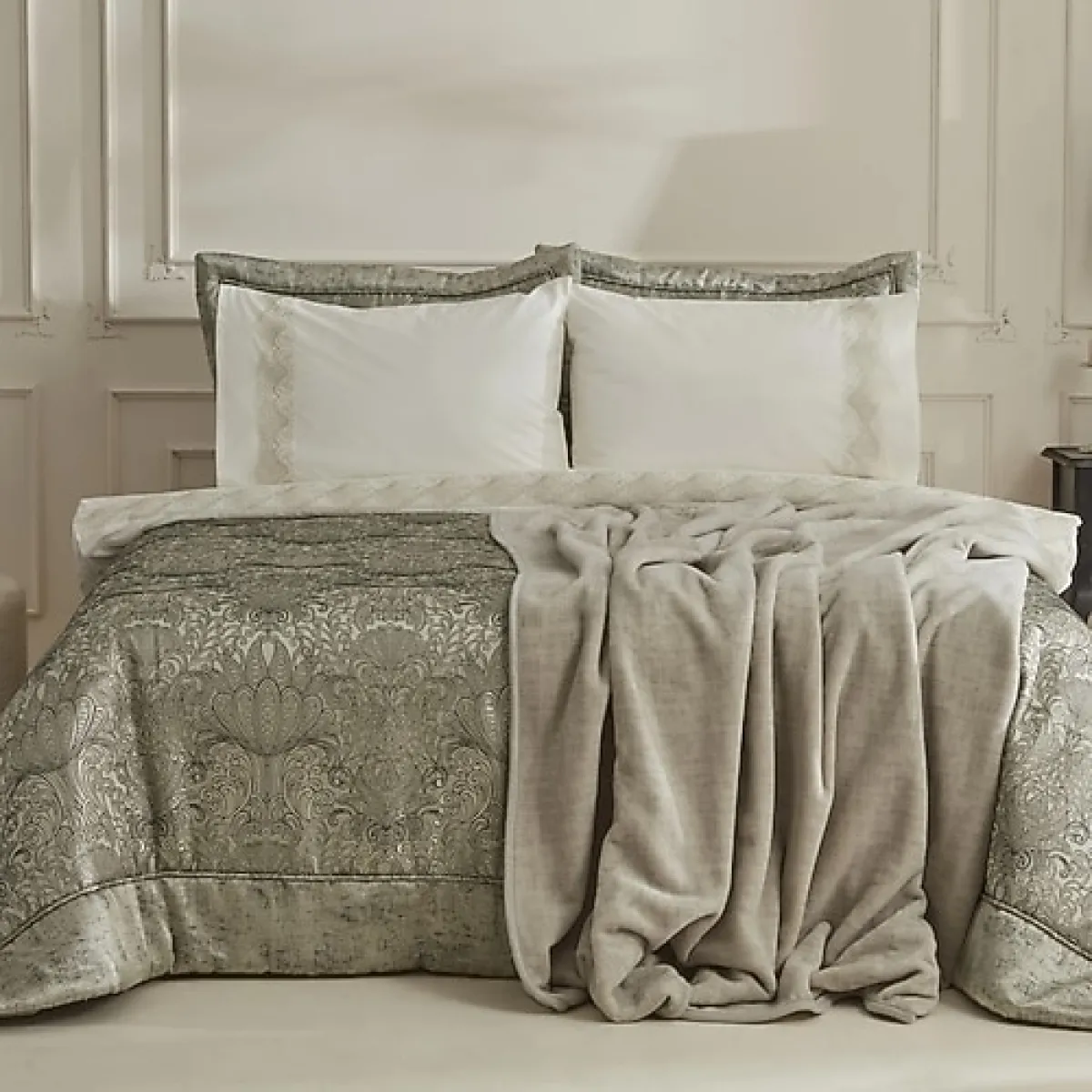 Karaca Home Odelia 8 Parça Çeyiz Seti