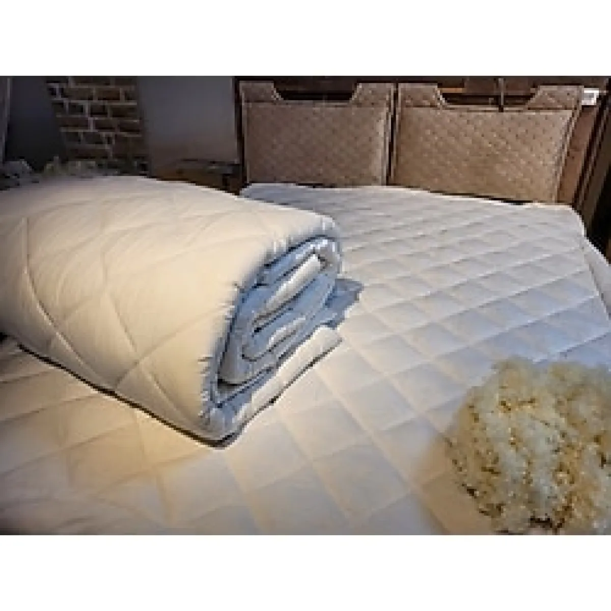 Merinos Kuzu Yünü Yorgan ÇİFT KİŞİLİK (%100 Saf Merinos Kuzu Yünü) - 195 x 215 cm - 010 - Beyaz