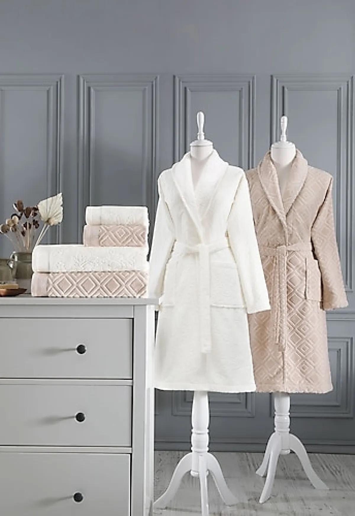 Özdilek Pastoral Aile Bornoz Takımı