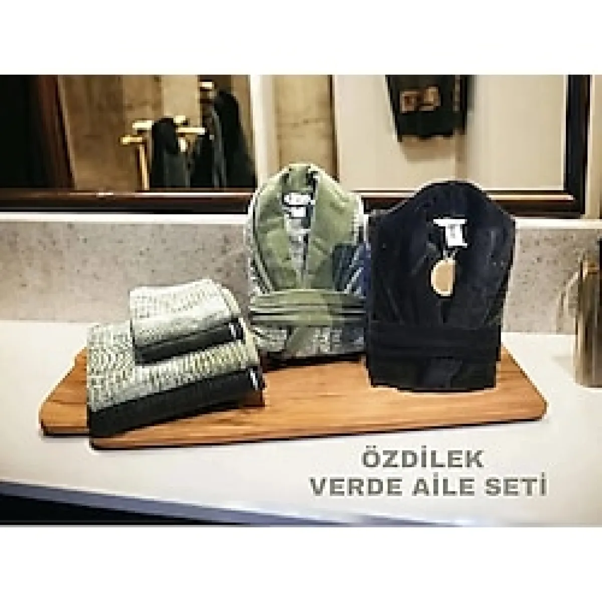 Özdilek Verde Aile Bornoz Takımı