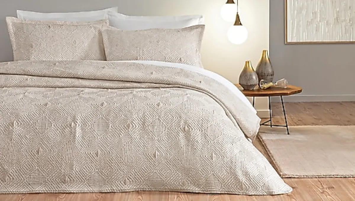 Puffy Shay Çift Kişilik Yatak Örtüsü Takımı