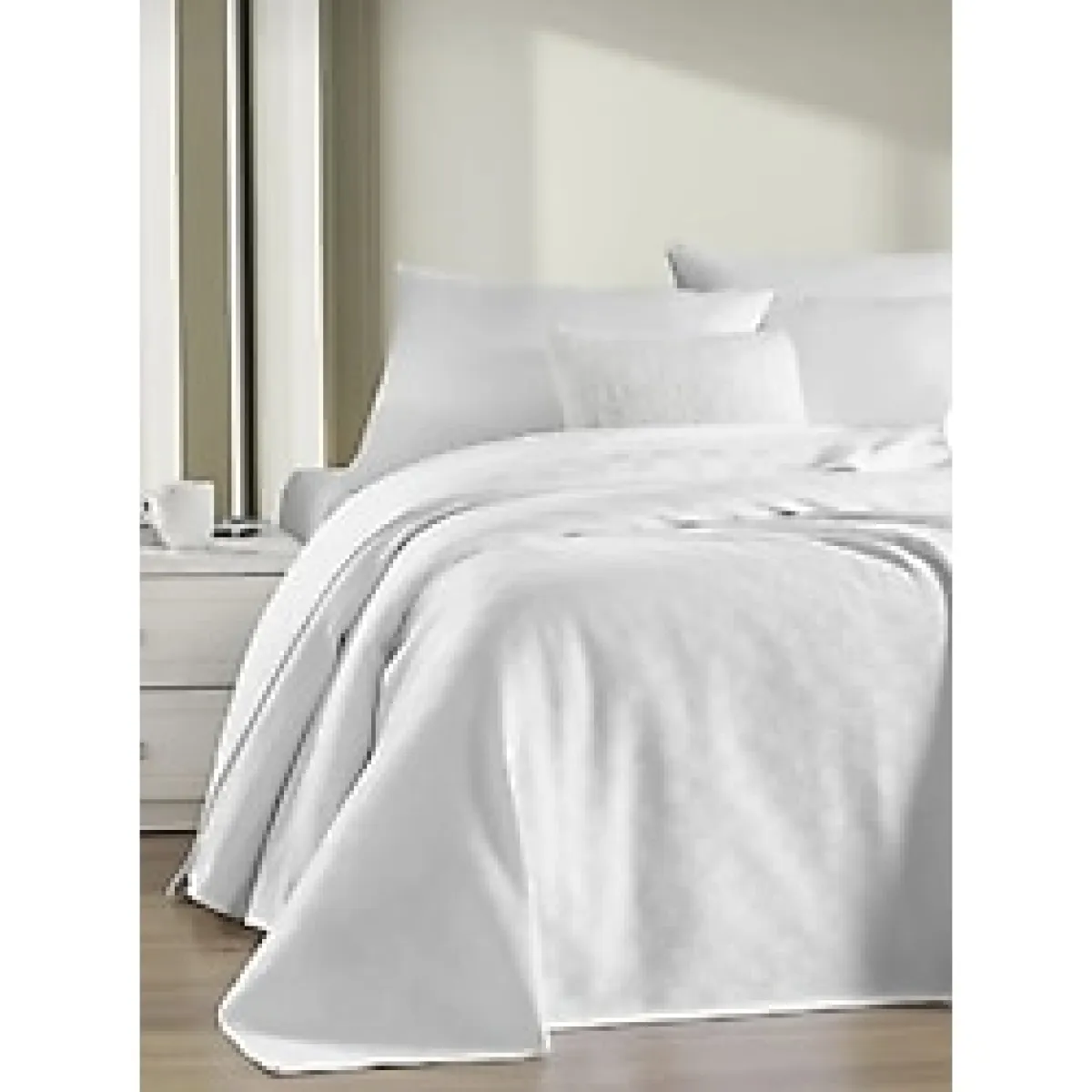 Renetic Tek Kişilik %100 Pamuk Küçük Dama Desenli Yatak Örtüsü Otel Tipi Lüx Pike Beyaz 150X230