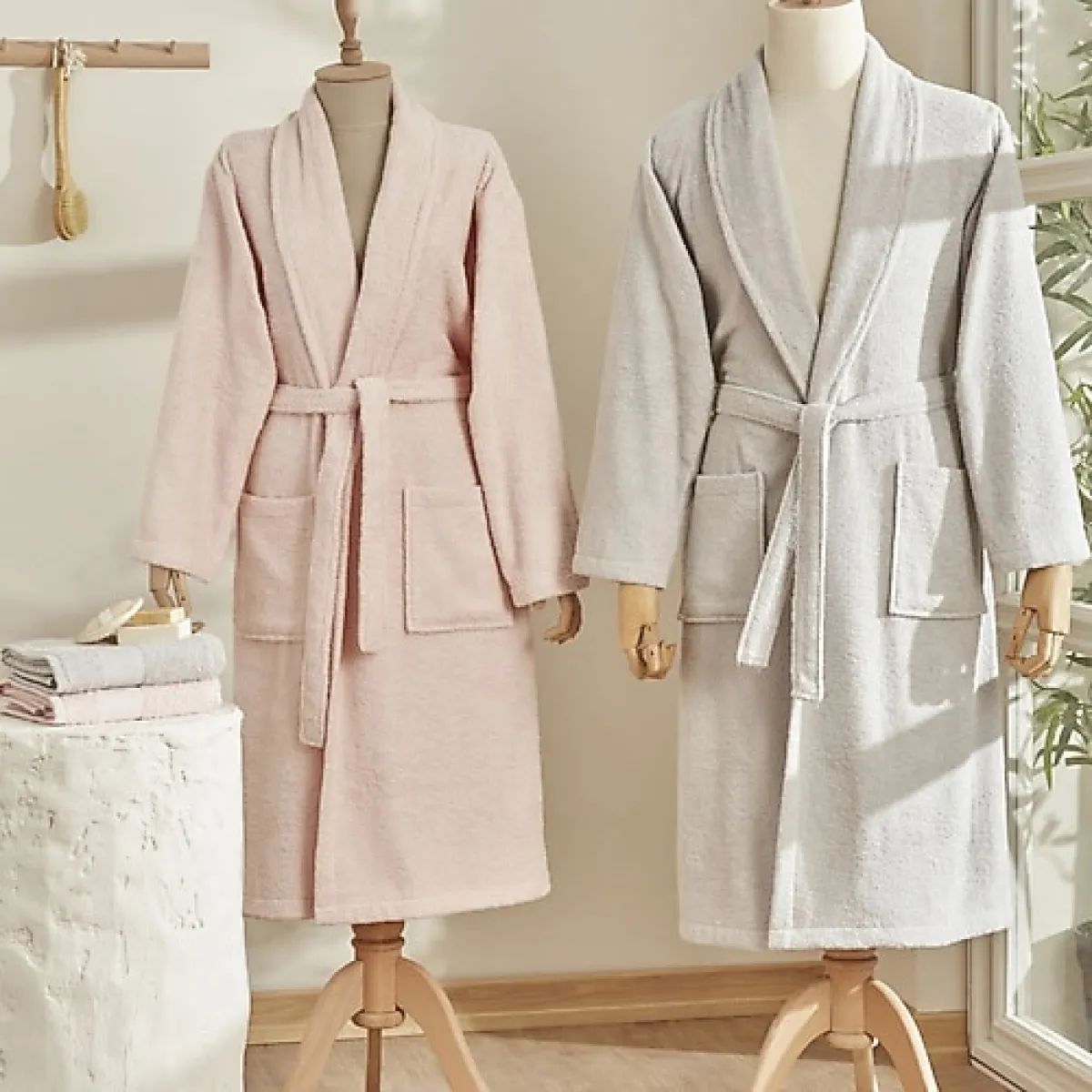 Sarah Anderson Alven 4 Parça Aile Bornoz Takımı