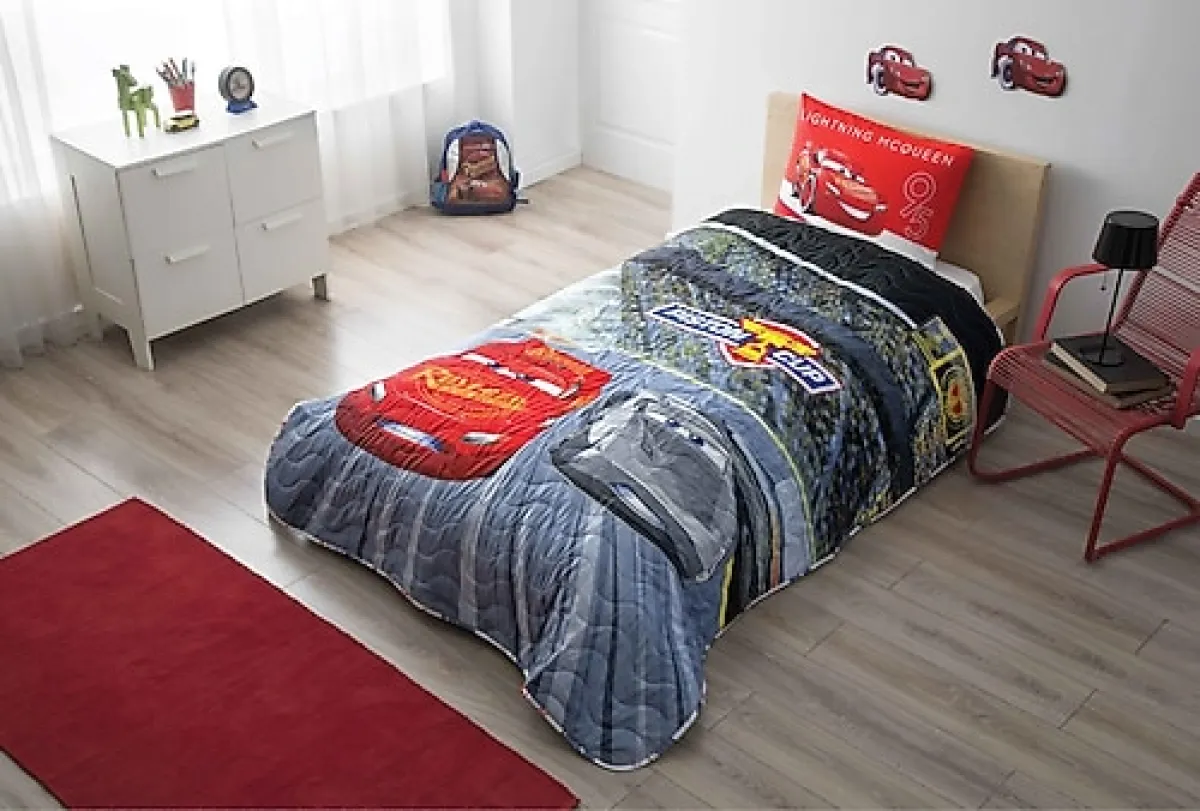 Taç Disney Cars 3 Tek Kişilik Lisanslı Yatak Örtüsü