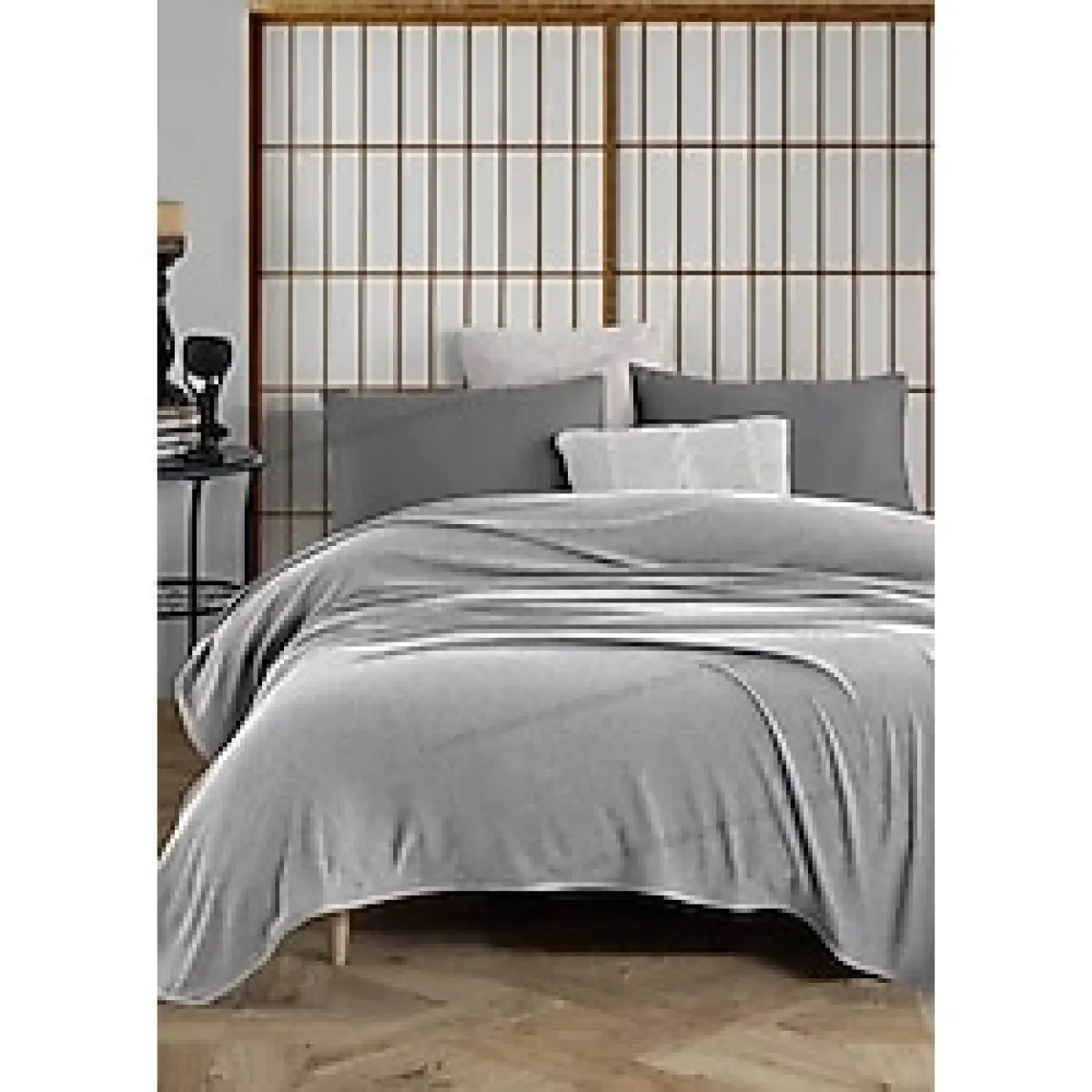 Tek Kişilik Klimalı Dört Mevsim Açık Gri Pike Yatak Örtüsü 160x230 Cm