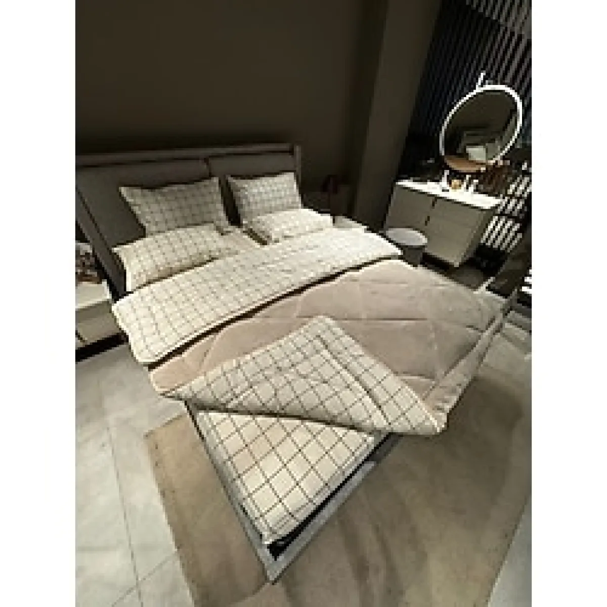 Violacasa Çift Kişilik Welsoft Pufidik Uyku Seti Krem Kare 195x215 cm Geometrik Desenli Yumuşak Kumaş