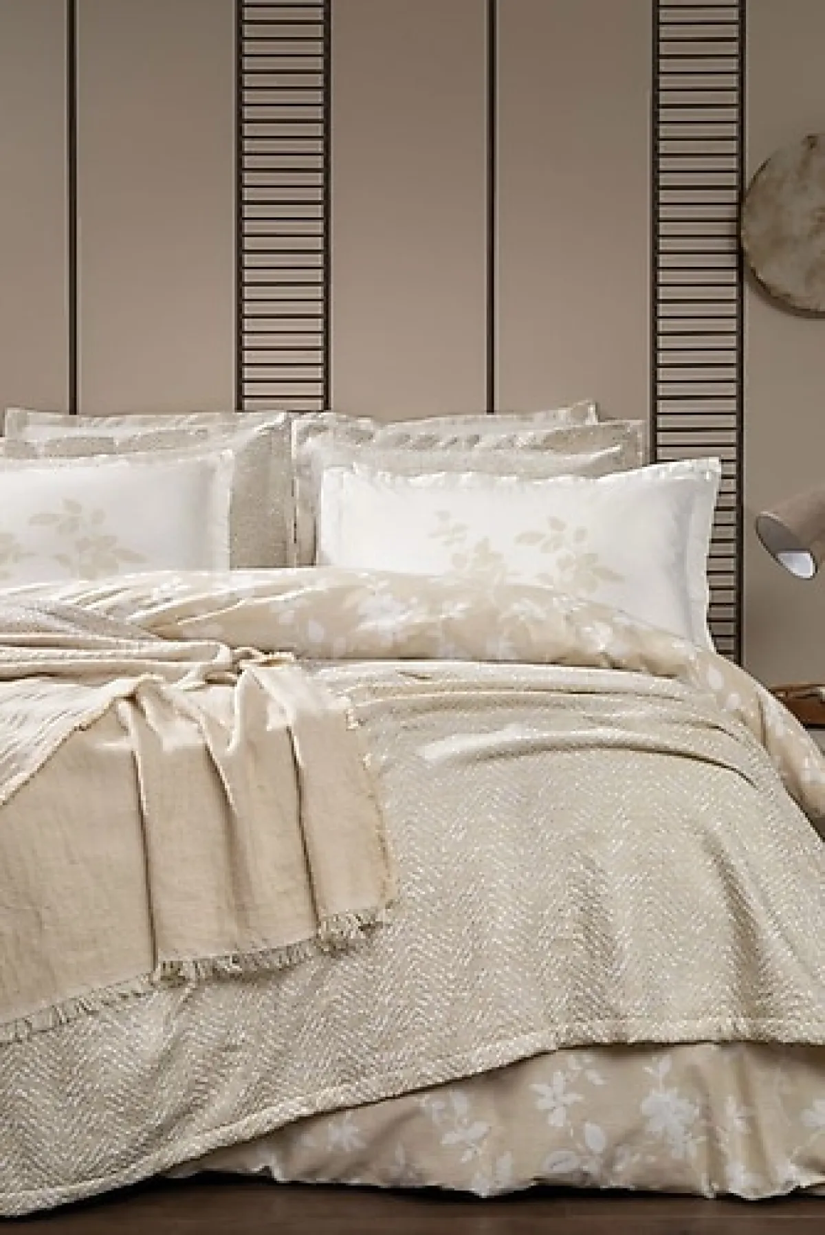 Yataş Etta Bej 8 Parça Fall Winter Çeyiz Seti