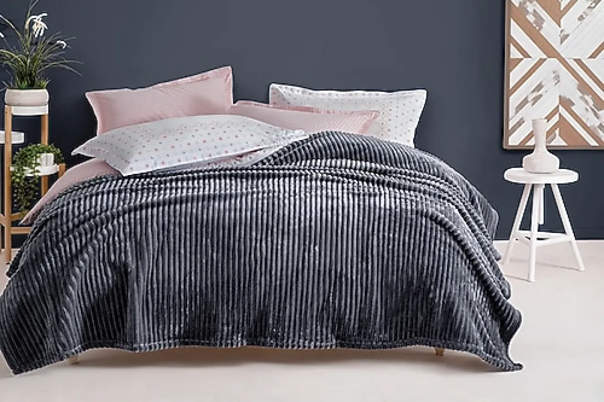 Yataş Holly 200x220 cm Welsoft Çift Kişilik Battaniye